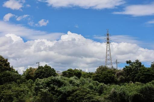 青空と鉄塔 青空と鉄塔 鉄塔,発電,送電の写真素材