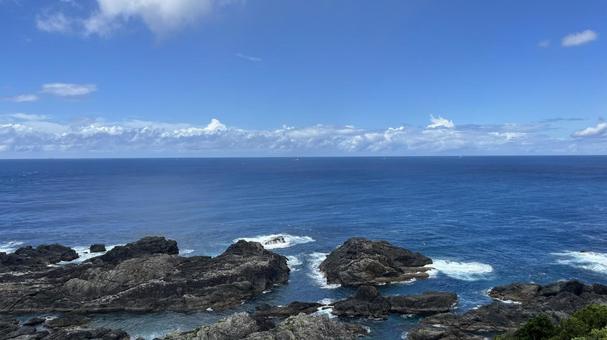 青空と水平線(海岸、ヨコ) 青空と水平線(海岸、ヨコ) 青空,空,雲の写真素材