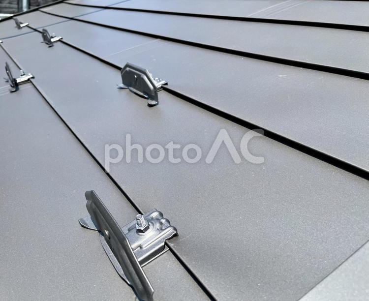 ガルバリウム鋼板のカバー① ガルバリウム鋼板のカバー① ガルバリウム,屋根,施工後の写真素材