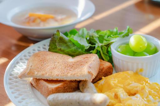 洋風モーニングの朝食 洋風モーニングの朝食 朝食,洋食,トーストの写真素材