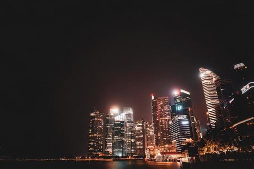 高層ビルの夜景(シンガポール) 高層ビルの夜景(シンガポール)の写真