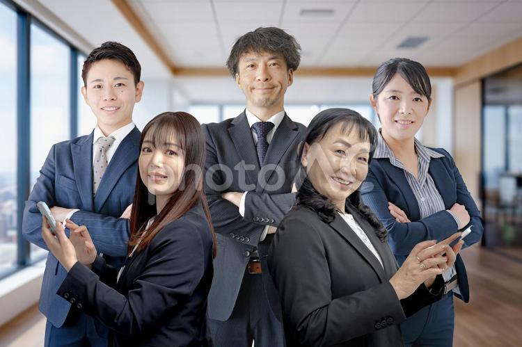 働くプロフェッショナルたち ビジネスチーム,会社員,ビジネスウーマンの写真素材
