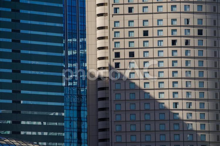 新宿駅前の西新宿の都市風景 西新宿,ビル,建物の写真素材