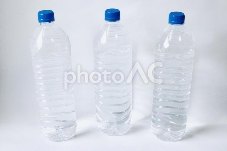 ペットボトル ドリンク,水,ミネラルウォーターの写真素材
