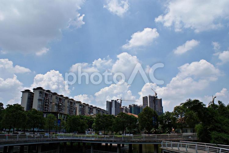 中国の住宅地　夏の空 住宅地,空,夏の写真素材