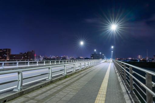 深夜の小戸之(おどの)橋 深夜の小戸之(おどの)橋の写真