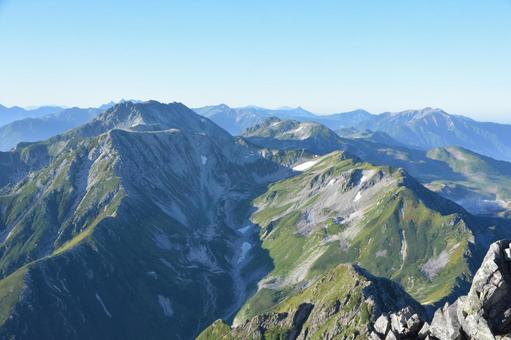 剱岳山頂から見た立山・室堂方面 剱岳山頂から見た立山・室堂方面 剱岳,北アルプス,山頂の写真素材