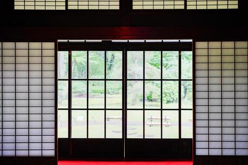 View of outdoor greenery from inside a Japanese house, JPG View of outdoor greenery from inside a Japanese house, interior, japanese style room, leisure, JPG