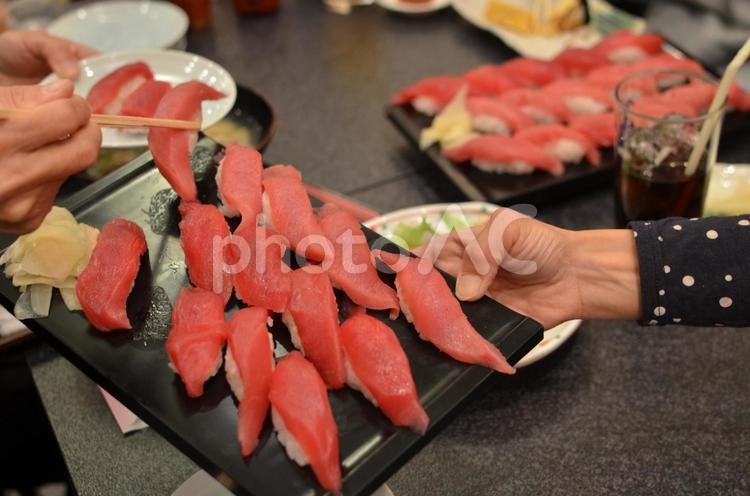 マグロの握り 寿司,マグロ,まぐろの写真素材