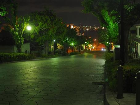 夜の函館の坂道 函館,坂道,夜の写真素材