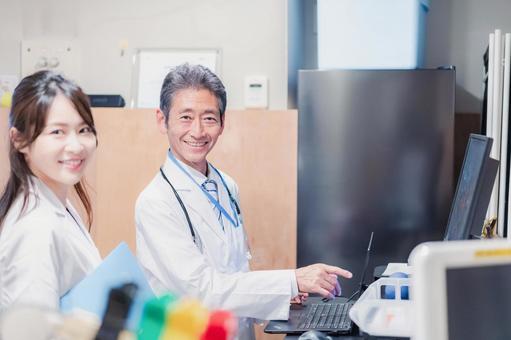 ライフスタイル ライフスタイル データ,看護師,聴診器の写真素材