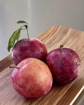Photo, plum, sumomo, peach, 