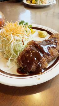 カツ定食　六文銭食堂 カツ,ソースカツ丼,キャベツの写真素材