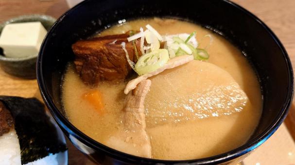 豚汁 豚汁,トン汁,味噌汁の写真素材