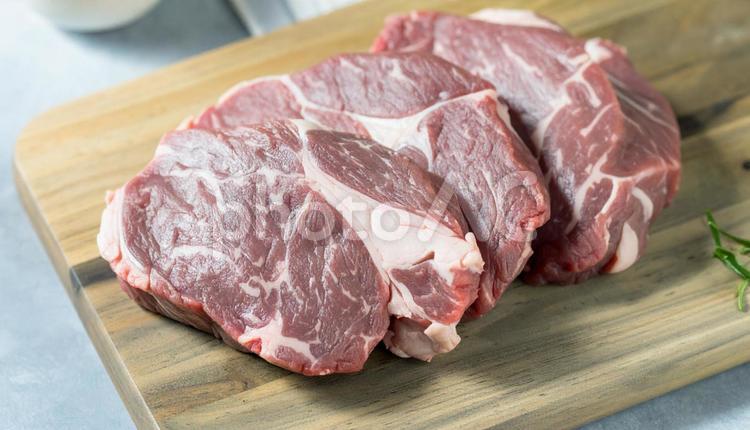 黒毛和牛　リブロース リブロース,黒毛和牛,霜降り肉の写真素材