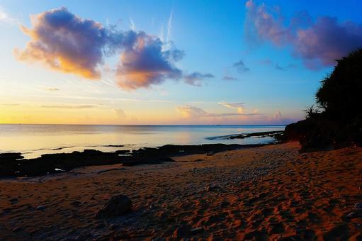 沖縄の夕陽 沖縄の夕陽の写真
