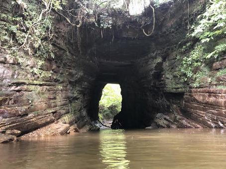 千葉の洞窟 千葉の洞窟 洞窟,川,自然の写真素材