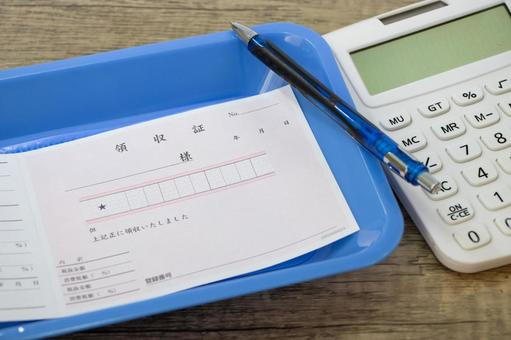 領収証 領収証 領収証,電卓,領収書の写真素材