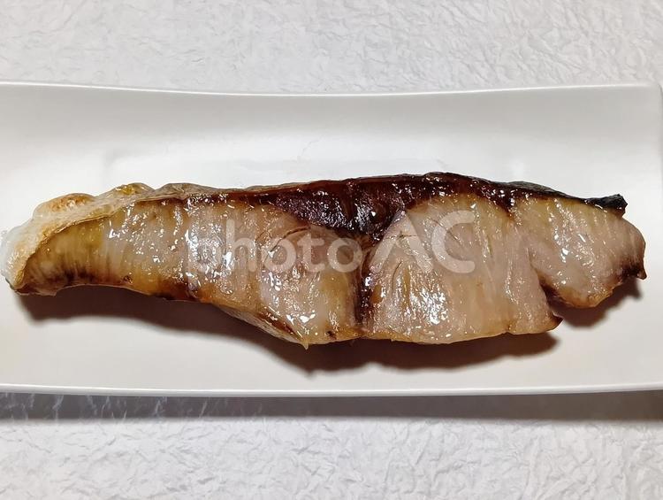 ブリの塩焼き ブリの塩焼き,鰤の塩焼き,和食の写真素材