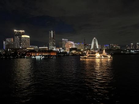 みなとみらいの夜景 みなとみらいの夜景 夜景,景色,夜の写真素材