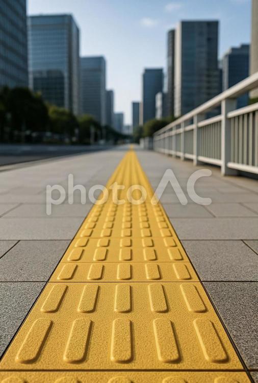 街中の点字ブロック 点字ブロック,バリアフリー,誘導ブロックの写真素材