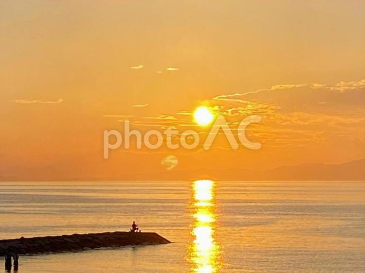 夏の夕焼け サンセット,夏の空,夏の海の写真素材