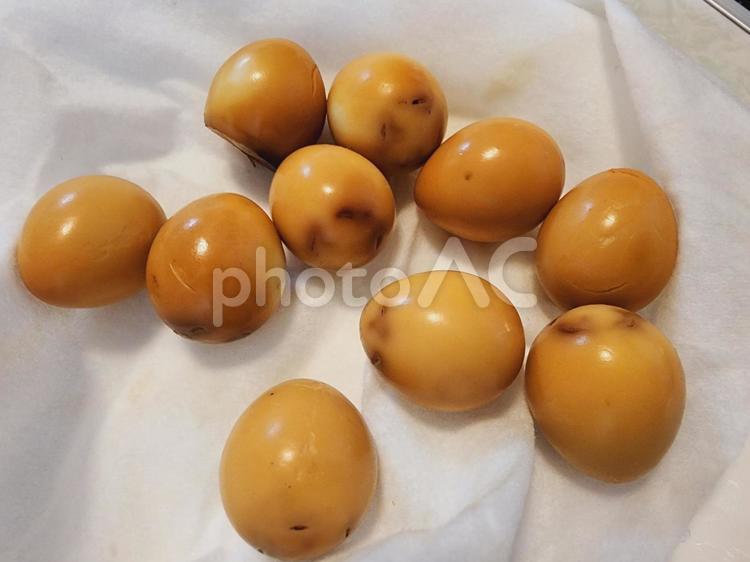 燻製　うずら卵 燻製,うずら卵,盛り付けの写真素材