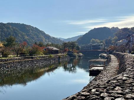 秋の宇治川 秋,宇治,宇治川の写真素材