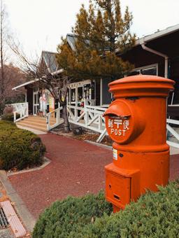 ポスト ポスト ポスト,レトロ,小屋の写真素材