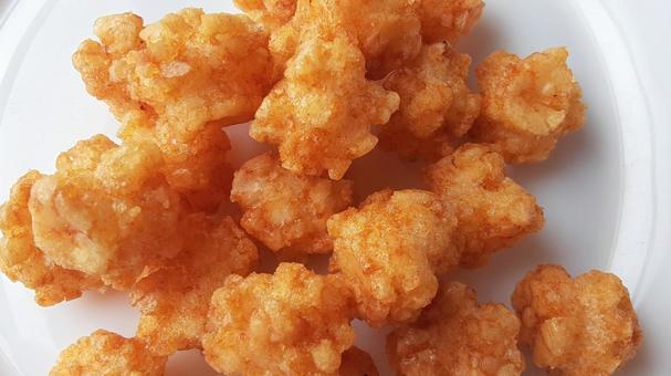 小粒揚げ米菓・2 小粒揚げ米菓・2 お菓子,せんべい,米菓の写真素材