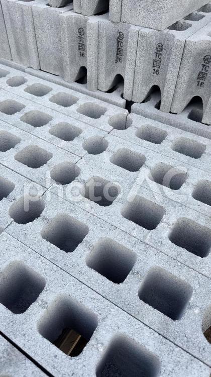 ブロックで住宅の玄関の門の外構工事 門,玄関,ブロックの写真素材
