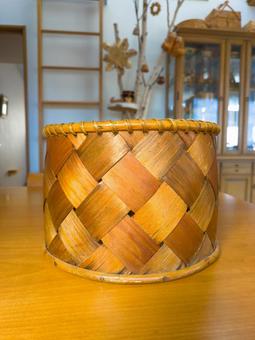 スポーンコリ、北欧アンティークの裁縫籠 スポーンコリ,北欧雑貨,裁縫籠の写真素材