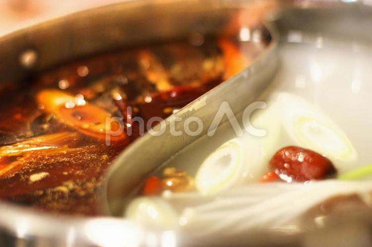 スパイスたっぷり火鍋のイメージ 食,食べ物,辛いの写真素材