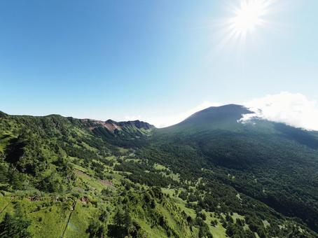 浅間山外輪山・トーミの頭山頂 浅間山外輪山・トーミの頭山頂の写真
