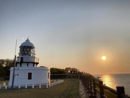 夕日、海岸 夕日、海岸 夕日,風景,灯台の写真素材