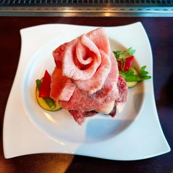 肉ケーキ 肉ケーキ,牛肉ケーキ,お誕生日の写真素材