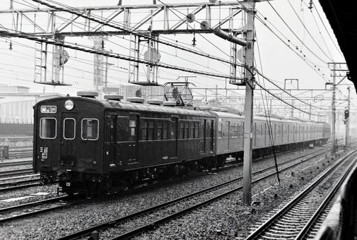 クモヤ22形配給電車 クモヤ22形配給電車の写真