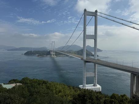 サイクリングしまなみの日の来島海峡大橋 サイクリングしまなみの日の来島海峡大橋の写真