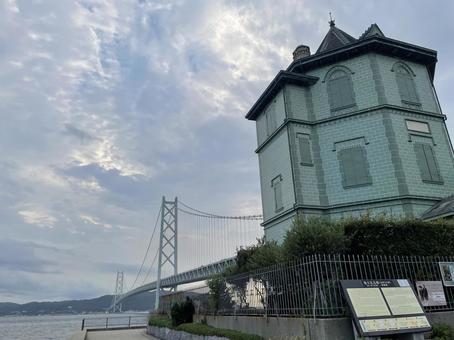 孫文記念館と明石海峡大橋 孫文記念館と明石海峡大橋 孫文記念館,明石海峡大橋,洋館の写真素材