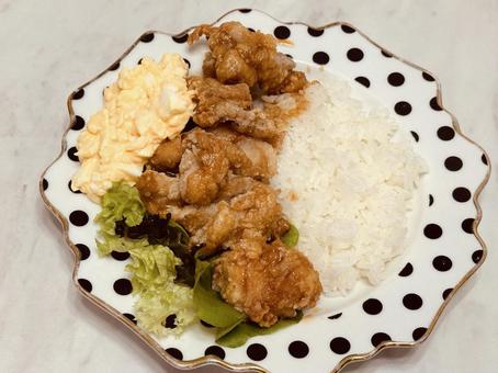 甘酢チキン南蛮プレート 甘酢チキン南蛮プレート チキン南蛮,甘酢だれ,タルタルソースの写真素材