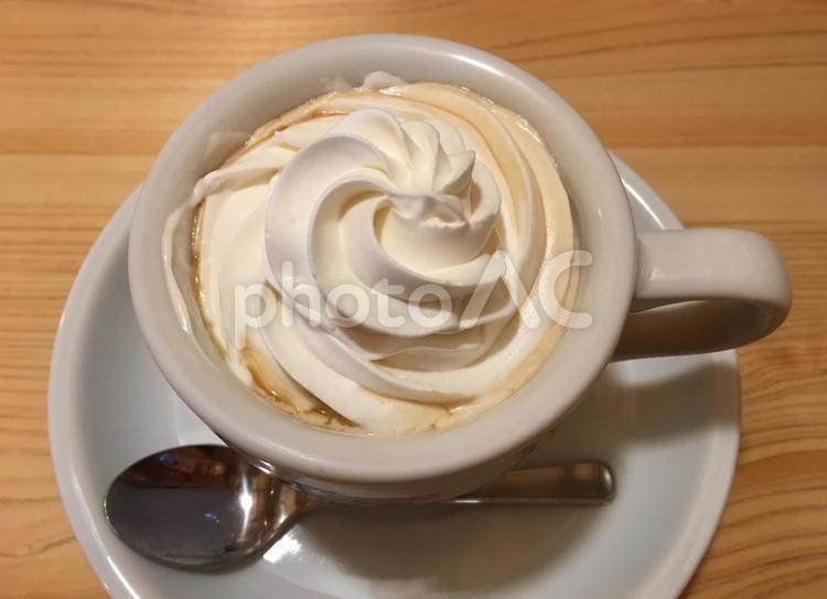 クリームたっぷりのウィンナーコーヒー ウィンナーコーヒー,ホイップクリーム,生クリームの写真素材