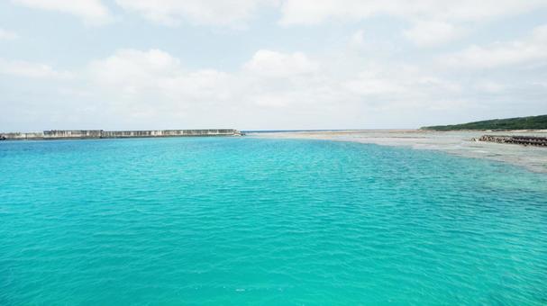 沖縄 波照間島の海 沖縄 波照間島の海の写真