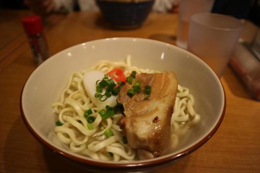 三枚肉の沖縄そば 沖縄そば,沖縄料理,ご当地グルメの写真素材