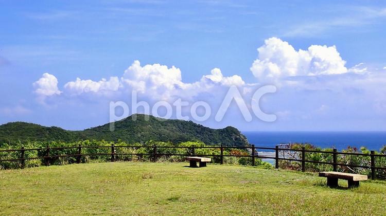 沖縄県慶良間諸島阿波連園地から見える海 渡嘉敷,阿波連,空の写真素材
