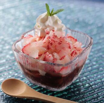 氷いちご いちご,冷凍,あんこの写真素材