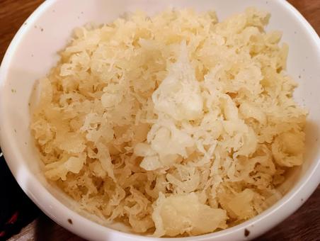 揚げ玉 揚げる,小麦粉,溶かすの写真素材