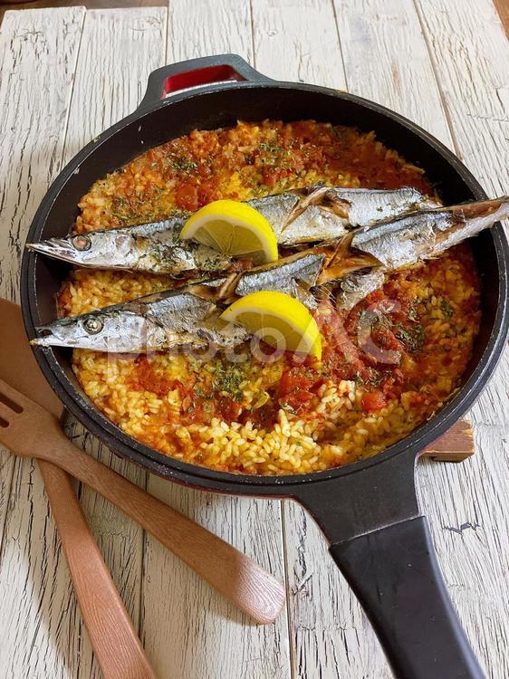 さんまのパエリア 秋刀魚,さんま,サンマの写真素材