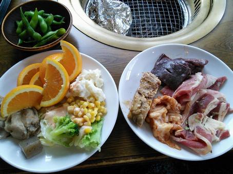 焼肉バイキングで食べ放題 焼肉バイキングで食べ放題の写真