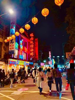 台北の夜市の夜景 台北の夜市の夜景 夜,夜景,ライトアップの写真素材