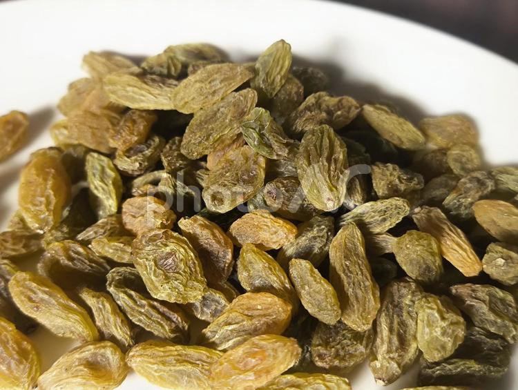 グリーンレーズン　大量 グリーンレーズン,レーズン,白ブドウの写真素材